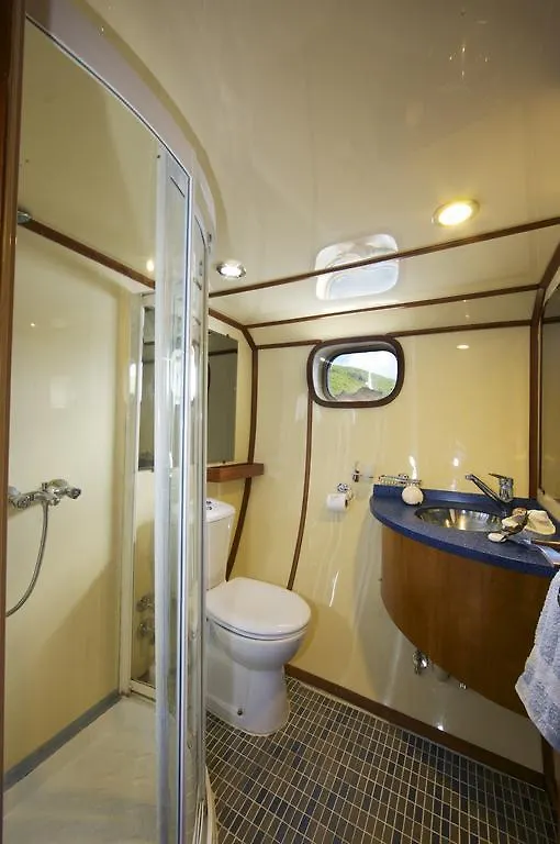 7-Night Cruise In The Seychelles Aboard Sea Bird And Sea Star - Silhouette Cruises Hotel Victoria 0*,